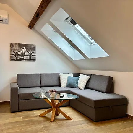 Aero Apartmaji Lesce-bled * Лешче