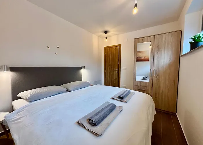 Апартаменты Aero Apartmaji Lesce-bled *